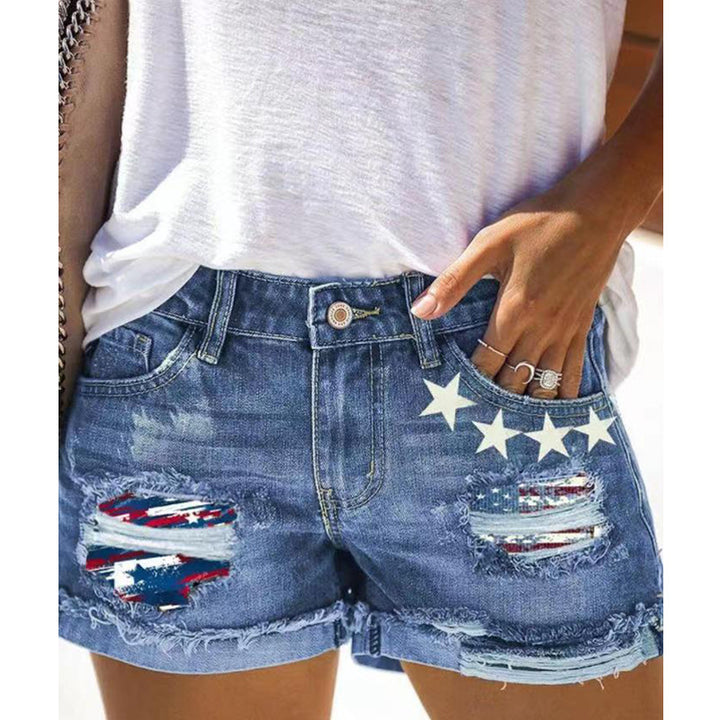 Dame Modische Destroyed Denim-Shorts med kreative applikasjoner Skjora
