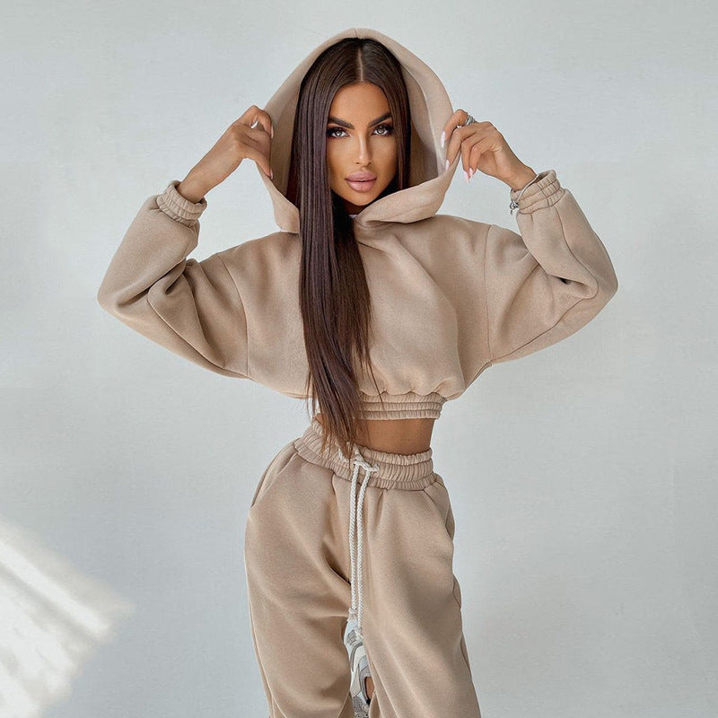 Kvinne sporty cropped treningsdrakt med høy krage og elastisk midje Skjora