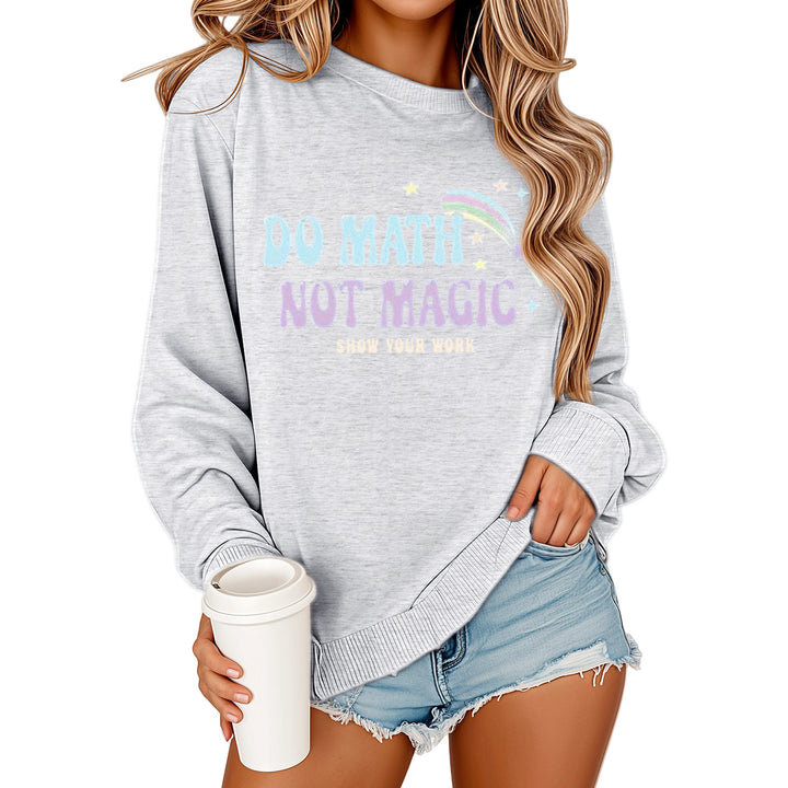 Kvinne sweatshirt med motiverende matematikkskrift og avslappet passform Skjora