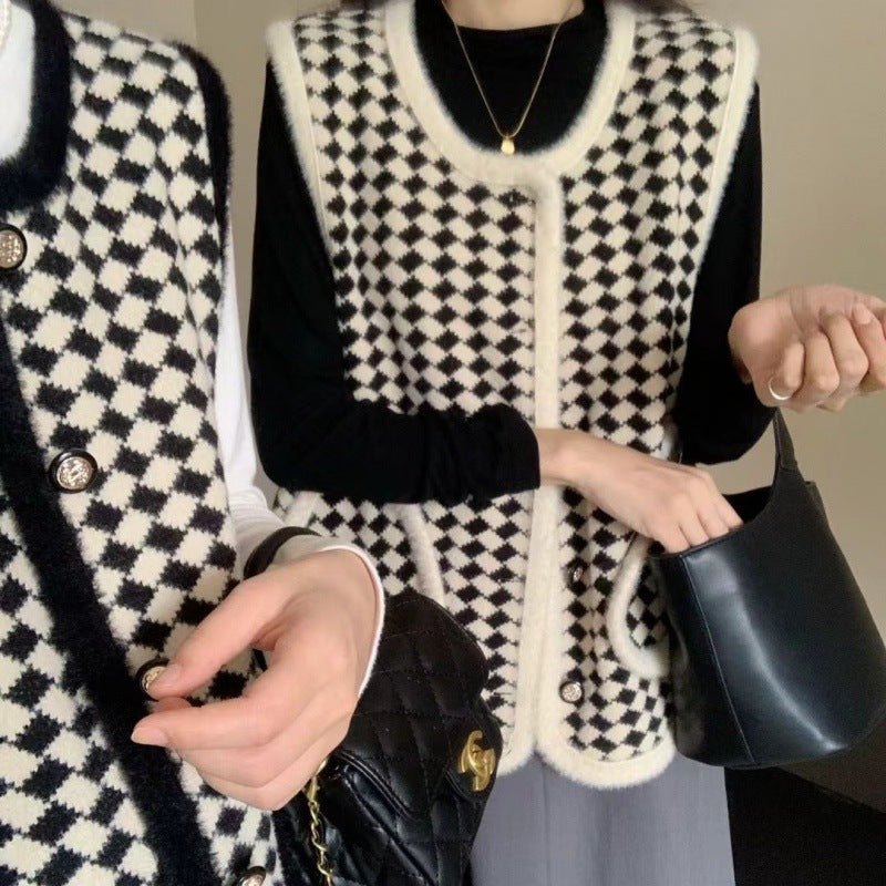 Damer trendy strikket vest med grafisk mønster Skjora