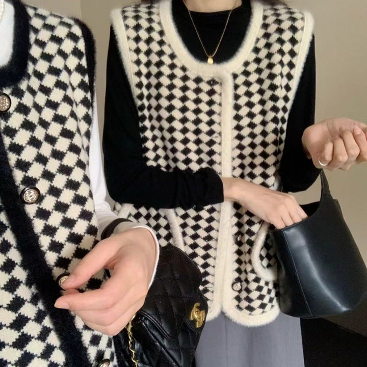 Damer trendy strikket vest med grafisk mønster Skjora