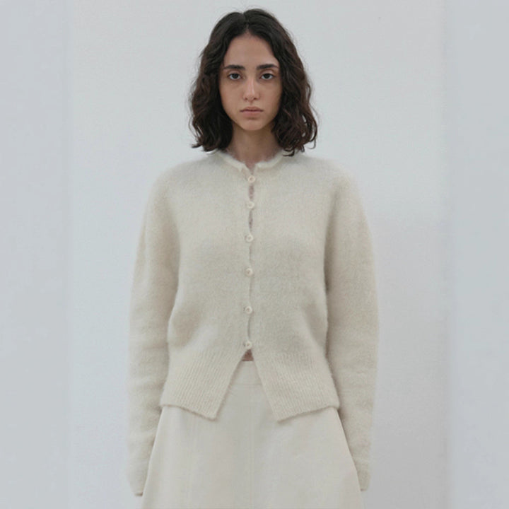 Dame elegant og varm strikket cardigan med knappestolpe Skjora