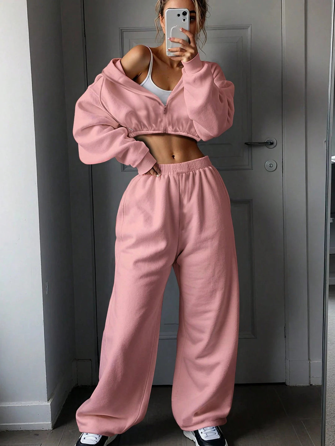 Kvinne cropped fleece hettegenser og casual joggebukse sett Skjora