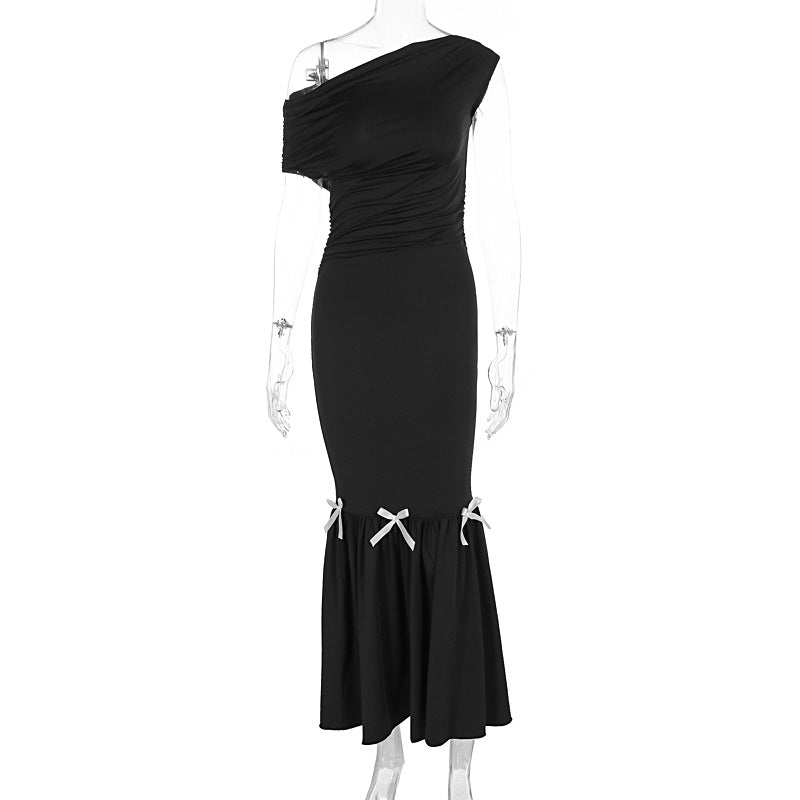 Dame Elegant Maxikjole med asymmetrisk One-Shoulder Design og lekne volangdetaljer Skjora