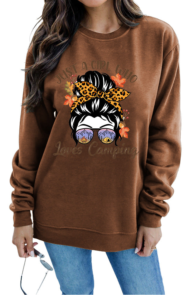 Kvinne sweatshirt med kunstnerisk campingmotiv Skjora