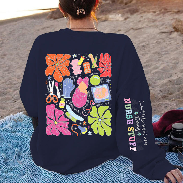 Dame sweatshirt med fargerik grafisk design og originalt pleiemotiv Skjora