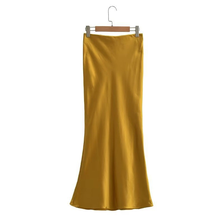 Damer elegant sateng skjørt i minimalistisk stil med myk drapering Skjora