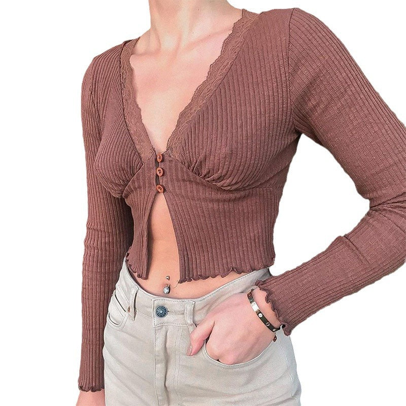 Dame Crop-top med feminin spiss og knappdetaljer Skjora