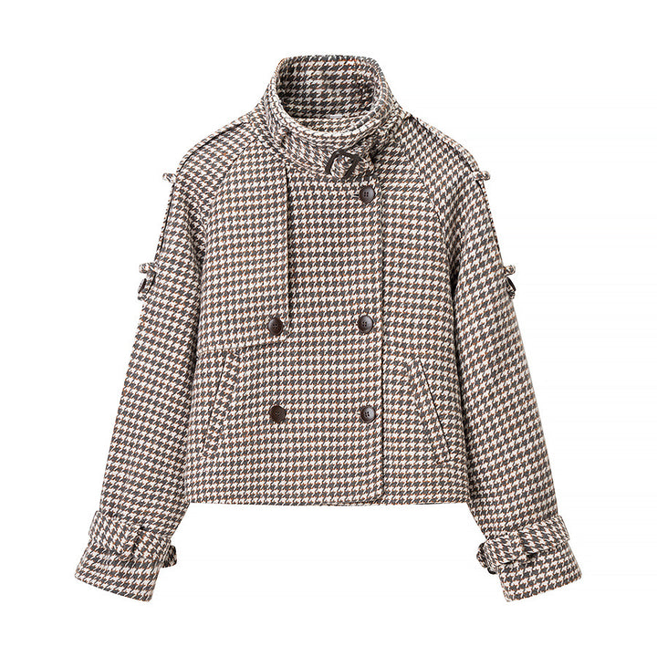 Kvinnelig fashionabel tweedjakke med dobbelt knappestolpe og dekorative detaljer Skjora
