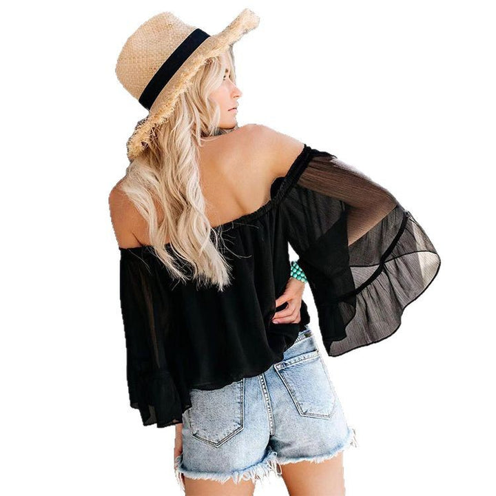 Damebluse med vide ermer og av-shoulder design Skjora