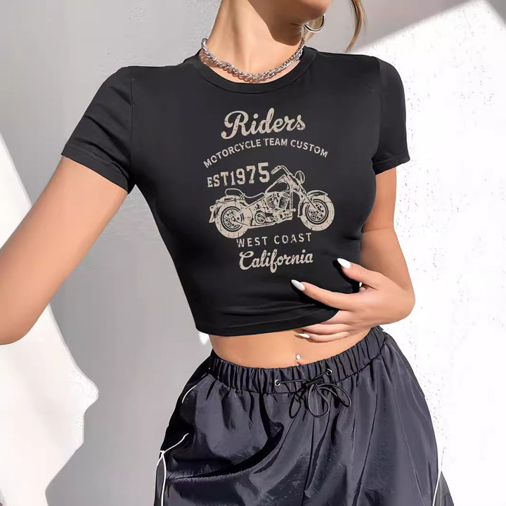 Dame Crop-T-skjorte med individuell motorsykkelmotif og elegant skrift Skjora