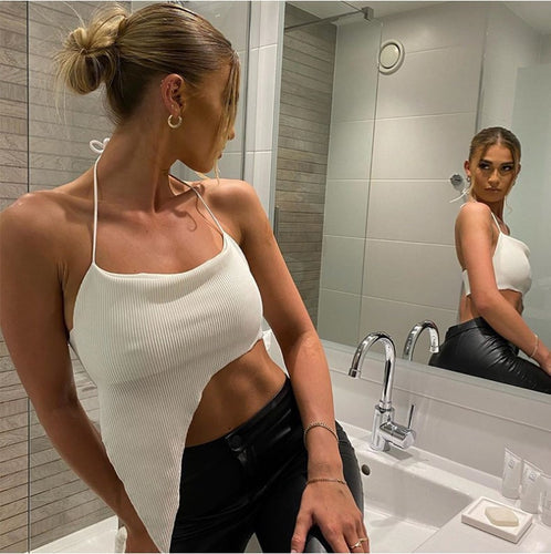 Dame asymmetrisk Crop-Top med fin ribbestruktur og dyp utringning Skjora