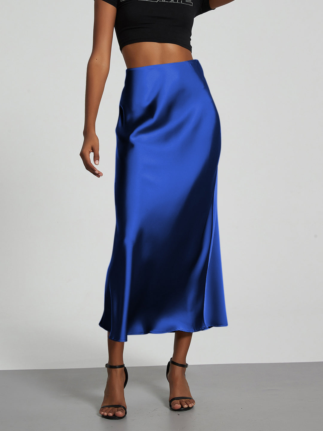 Dame Elegante og flytende Satin Maxiskjørt Skjora