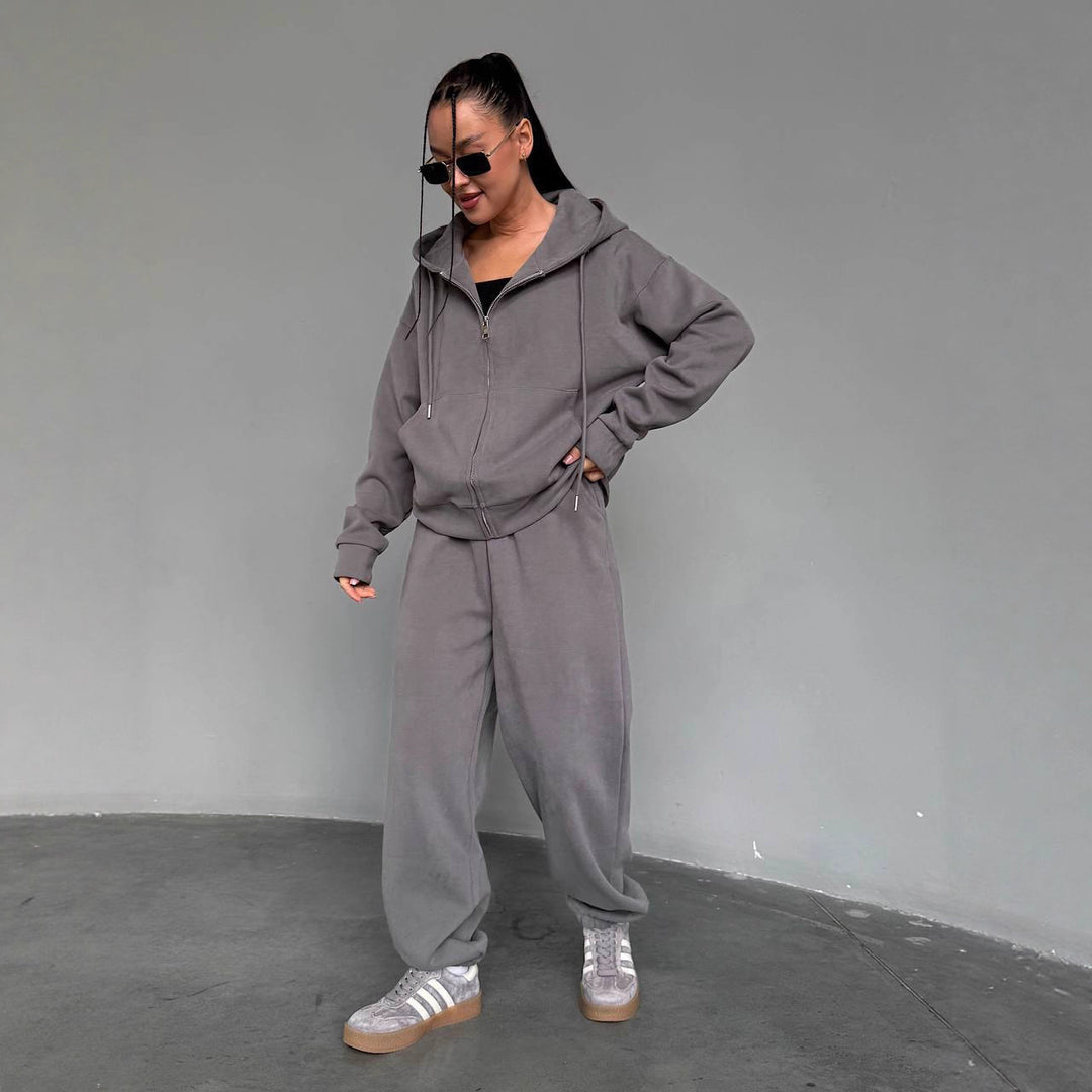 Kvinnekoselig hettegenser jumpsuit med høy kvalitets glidelås og avslappet passform