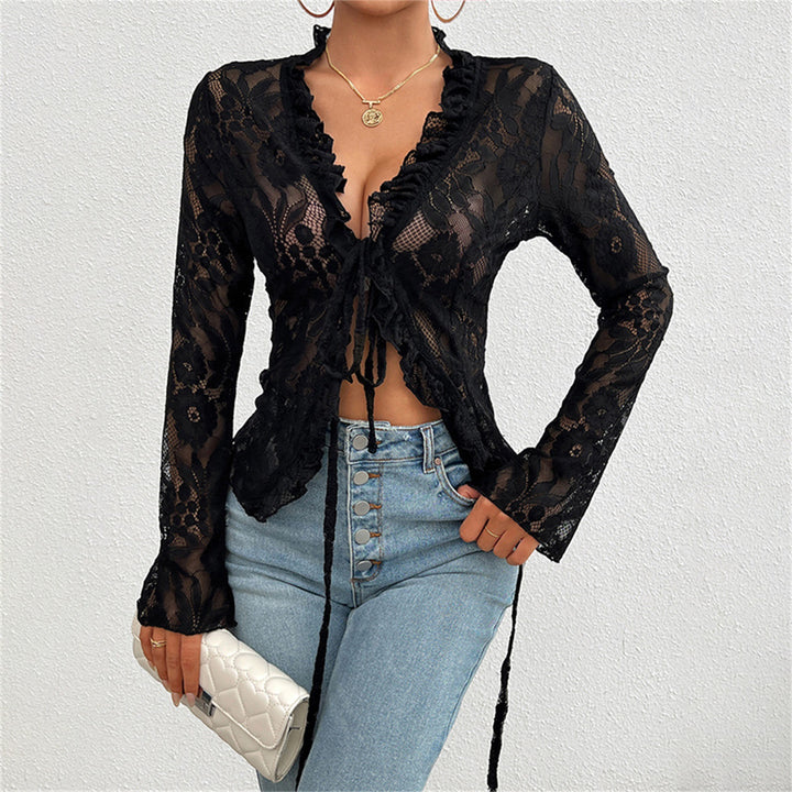 Dame blonderbluse med volanger Skjora