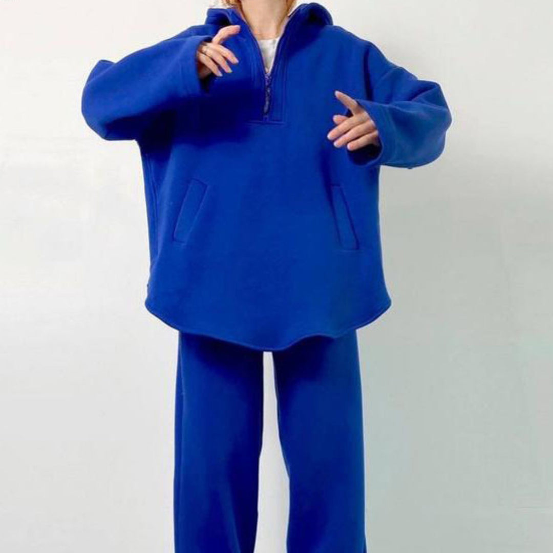 Kvinnelig komfortabel fleece dress sett med kort glidelås og store lommer Skjora