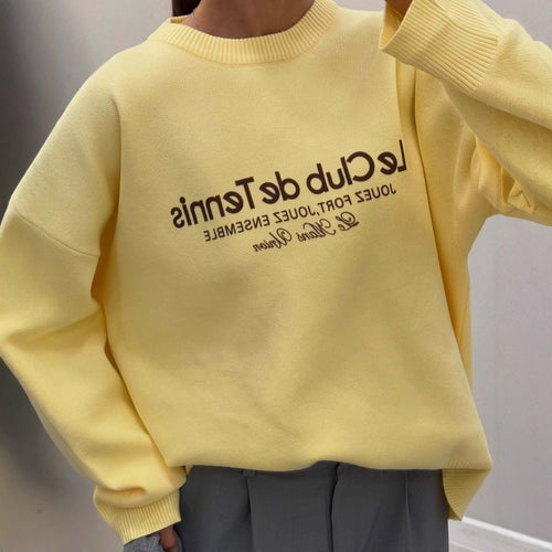 Kvinnes uformelle tie-dye hettegenser med dyp halslinje Skjora