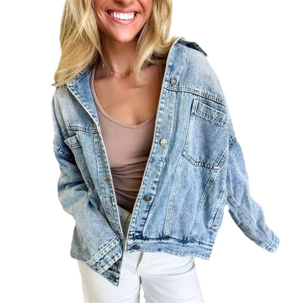 Women's casual denim jacket in a relaxed oversized cut with practical pockets Skjora
