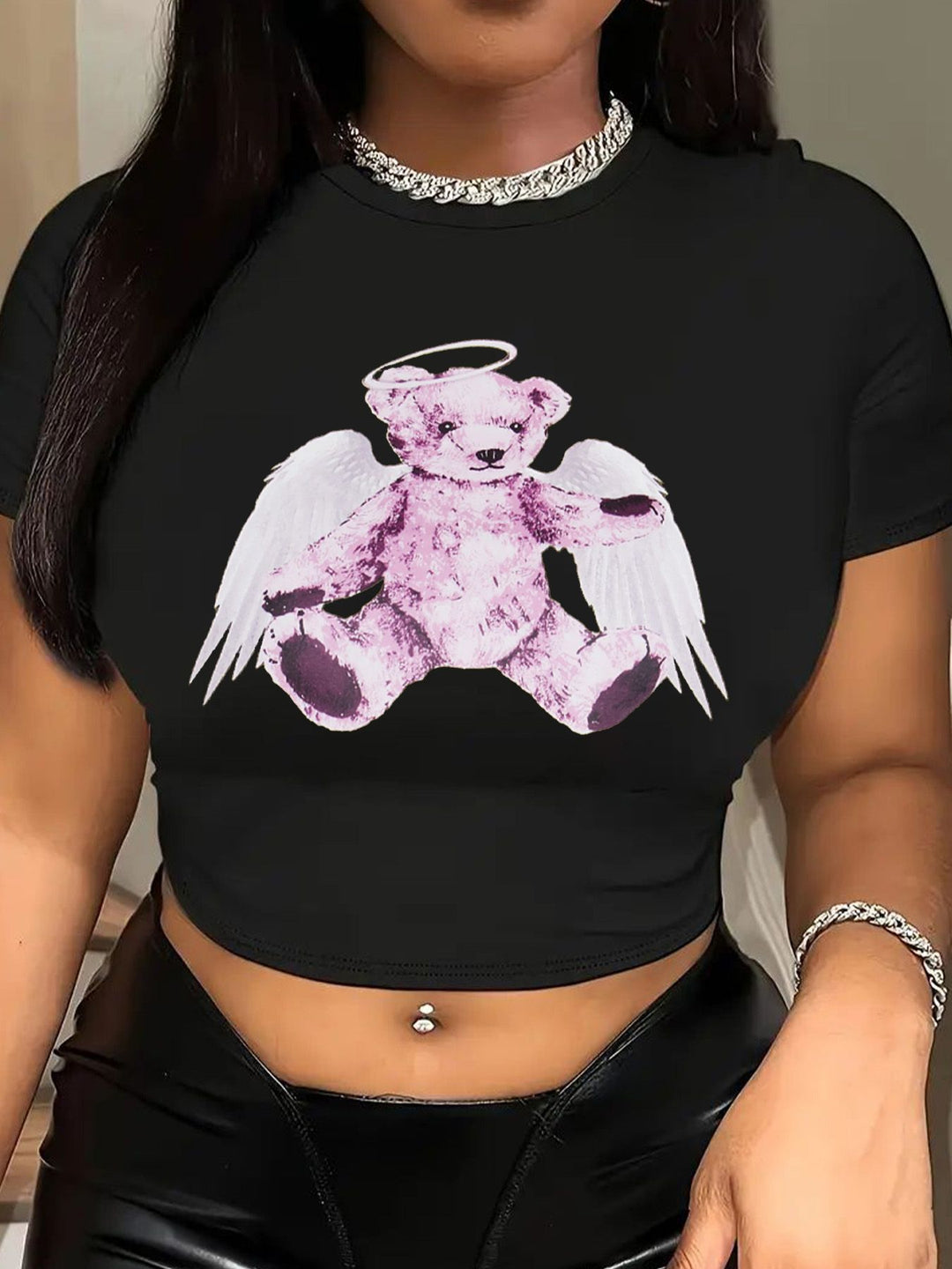 Dame Crop-T-skjorte med iøynefallende statement-trykk Skjora 1777452337
