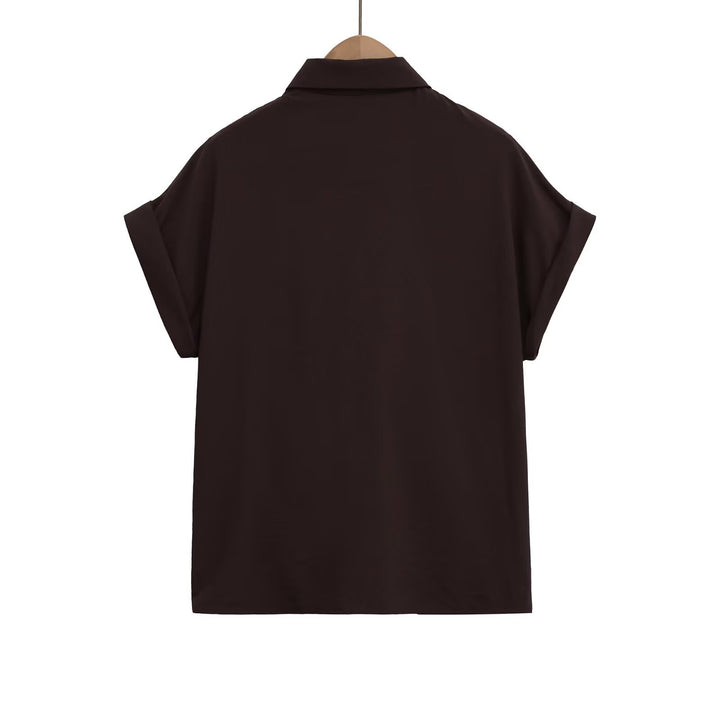 Dame kortermet bluse med knutedetalj og elegant snitt Skjora