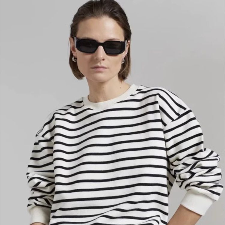 Dame casual stripete genser med raglanermer Skjora