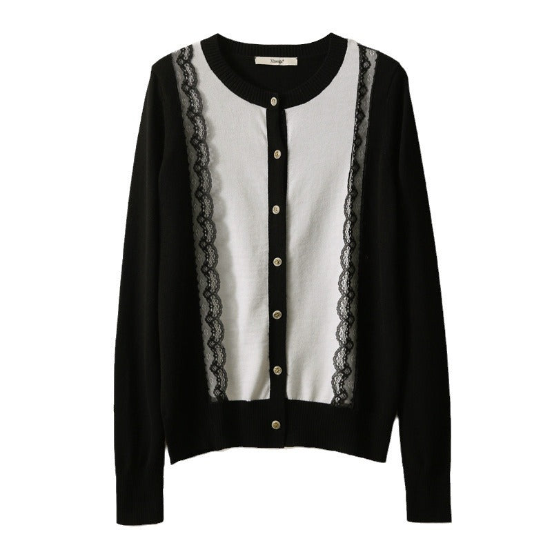 Kvinnens elegante cardigan med blonderkant Skjora