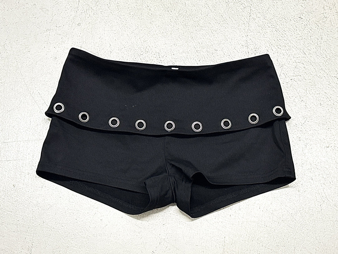 Dame sportige shorts med kontrastbelte og elegante øyer Skjora