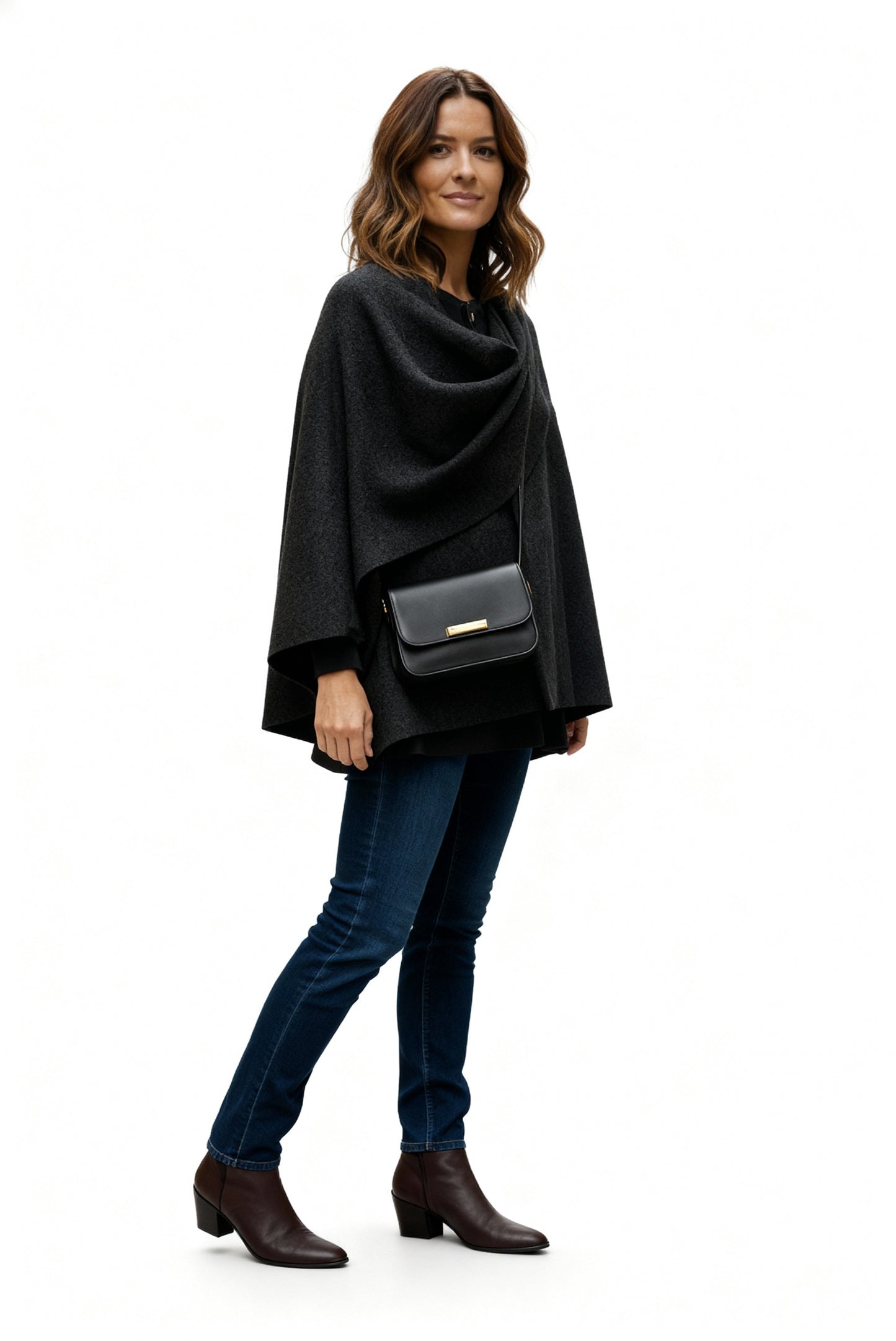 Skjora | Viral Cape Kåpe